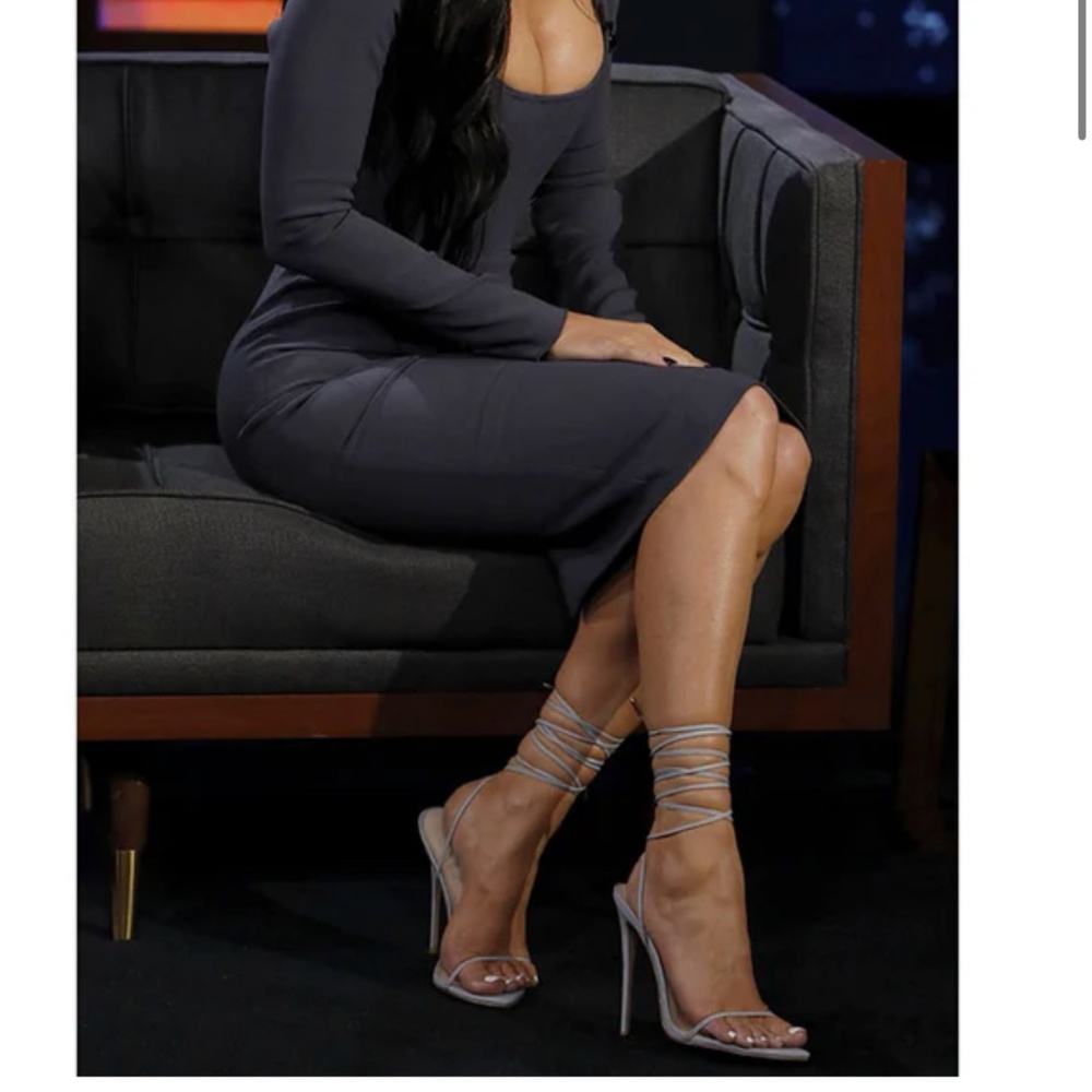 La Femme Gray Heels with Pointed Toe and Glossy Finish